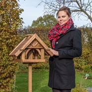 Vogelvoederhuis VOSS.garden Finkenheim, houten voederstation voor tuinvogels, incl. opstelvoet