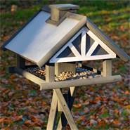 VOSS.garden "Tolga" - massief vogelvoederhuis met metalen dak, incl. standaard