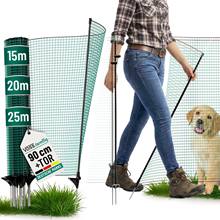VOSS.farming klassieke omheining met deur, 90cm hoog, groen, 1 bovenkant, zonder elektriciteit; ideaal voor honden en kippen. Verkrijgbaar in lengtes van 15m, 20m en 25m. Inclusief palen en clips.